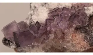 Fluorine fluorite violette